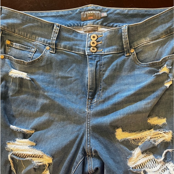 Torrid Jeans Fishnet Deconstructed Legging Jeans Skinny Super Soft Size 20 Short - Picture 4 of 8